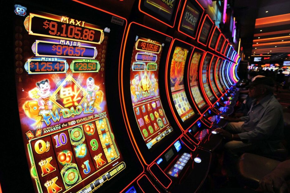 King Kong Cash Slot Machine